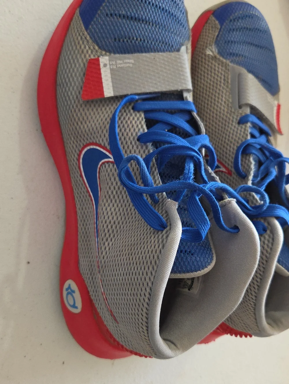 Nike Mens Size 10.5 KD Trey 5 III Kevin Durant Shoes Gray Red Blue Basketball